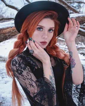 Acionna -Orange Ombre Long Loose Wave Synthetic Lace Front Wig