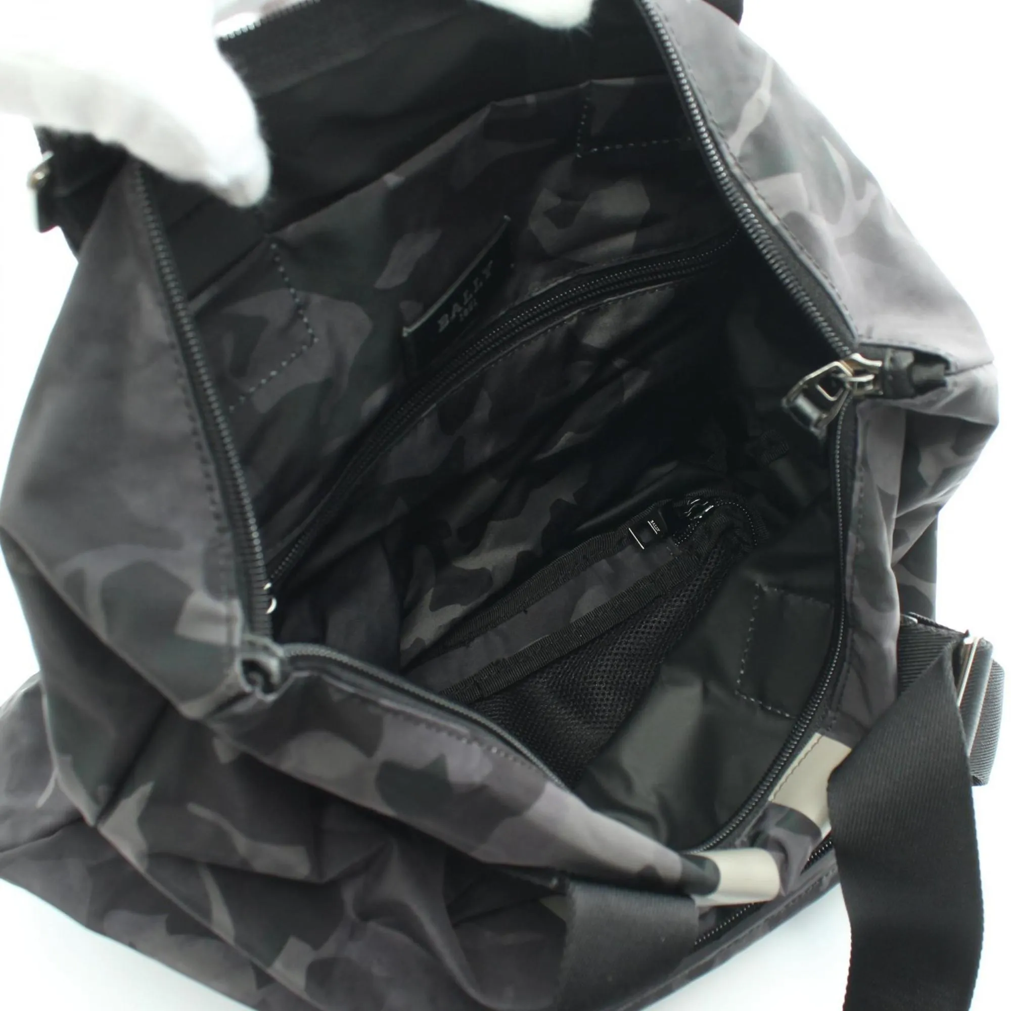 Bally  Nylon Tote Bag (Pre-Owned)