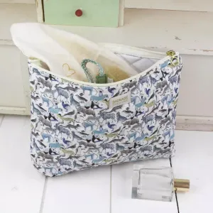 Barnabe aime le caf Toilet Bag Marceau