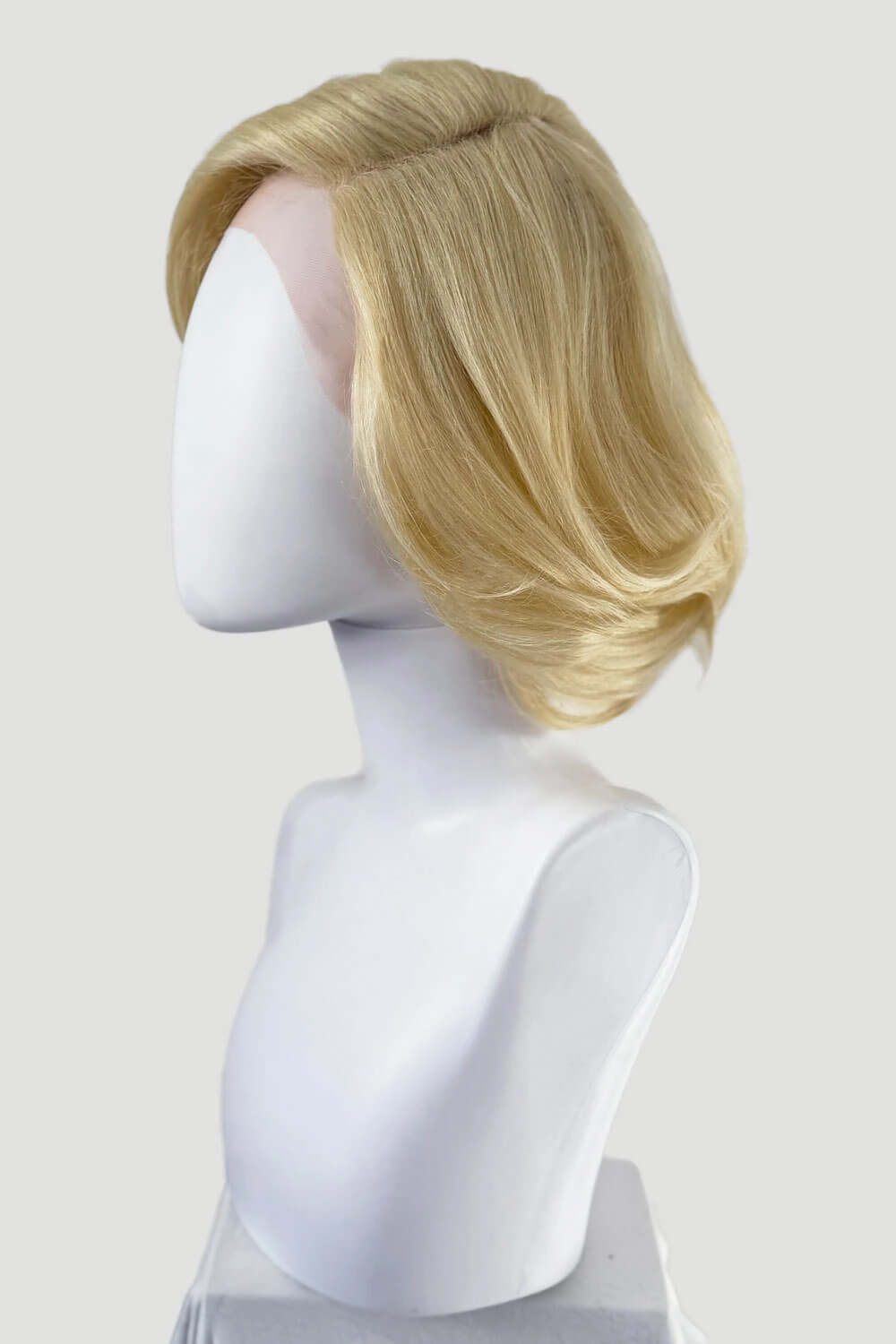 Blonde lacefront wig, pinup/vintage style, mid length, hollywood elegance: Norma Jeane