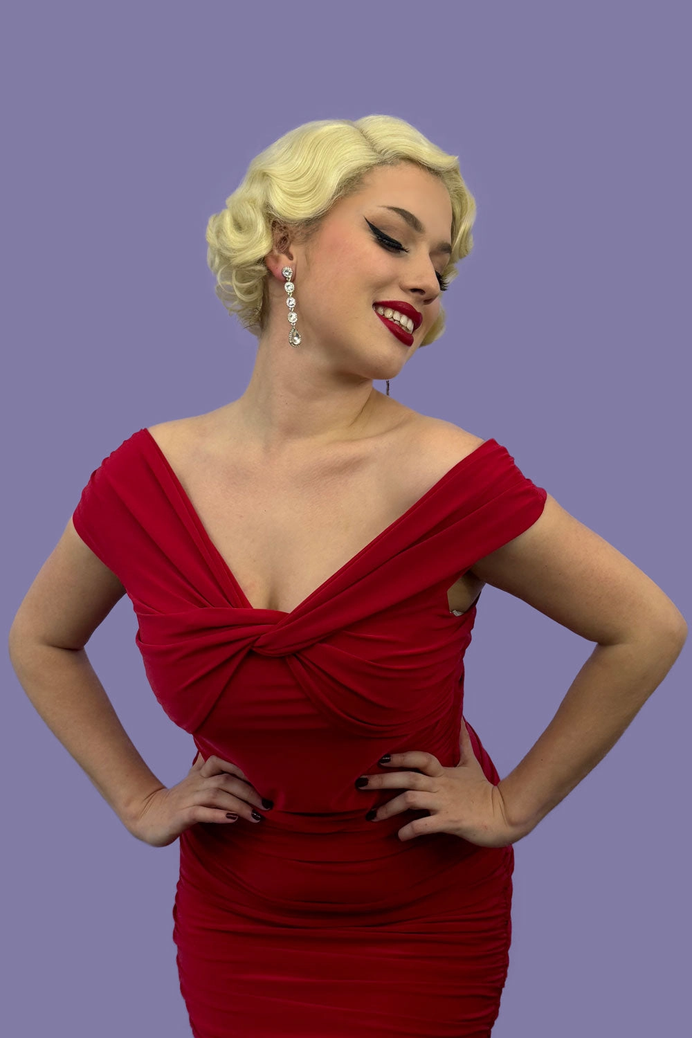 Blonde pinup wig, lace front, vintage style: Odette