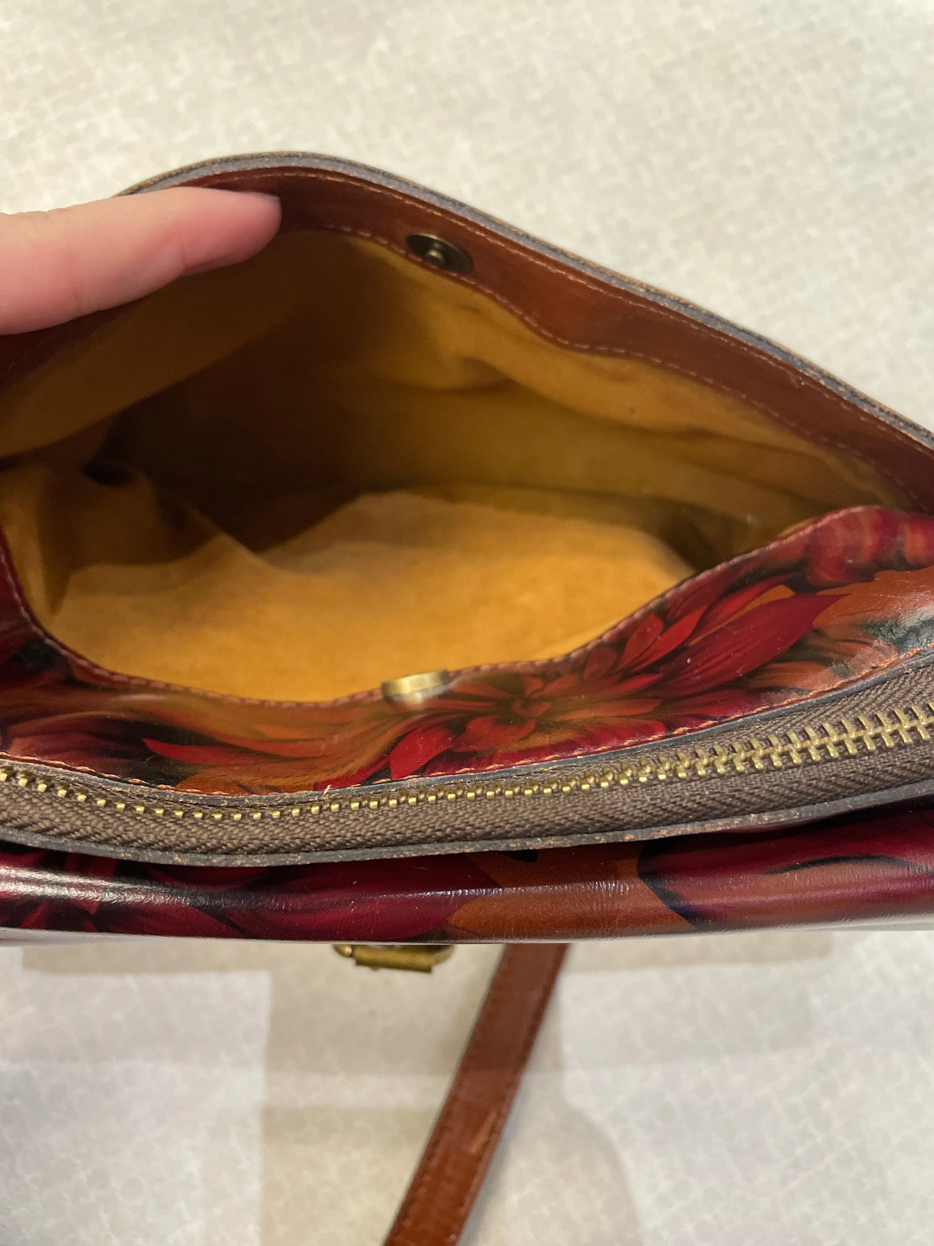 Crossbody Designer By Patricia Nash, Size: Medium