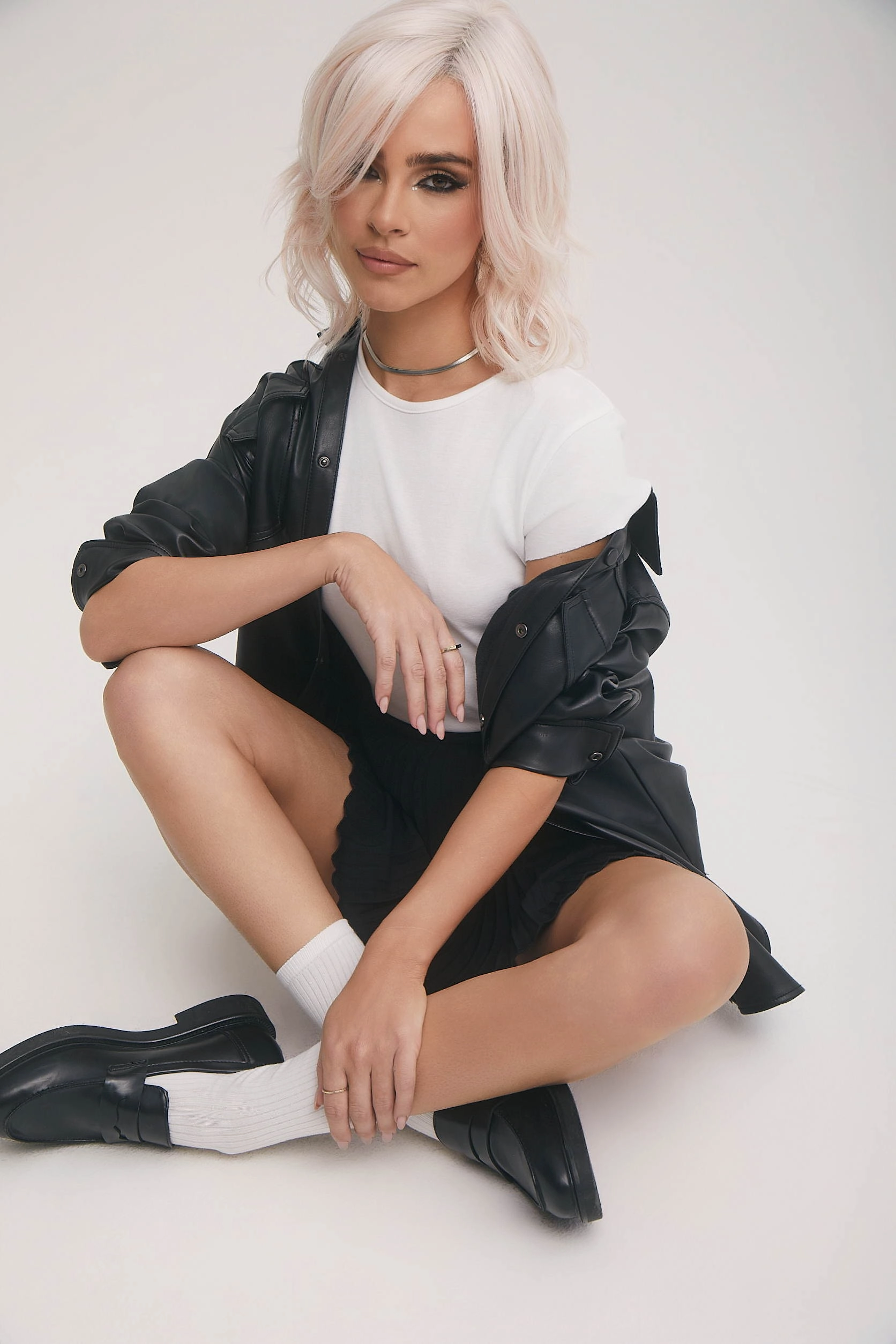 Dazzling Wavez Wig by Rene of Paris | Muse Collection | Heat Friendly Synthetic