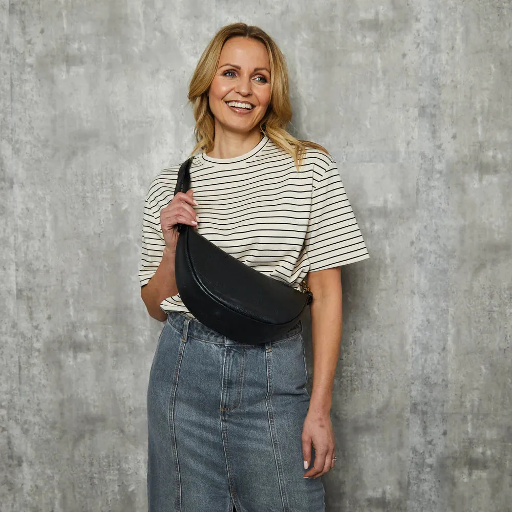 Elie Beaumont Black Leather Hobo Bag