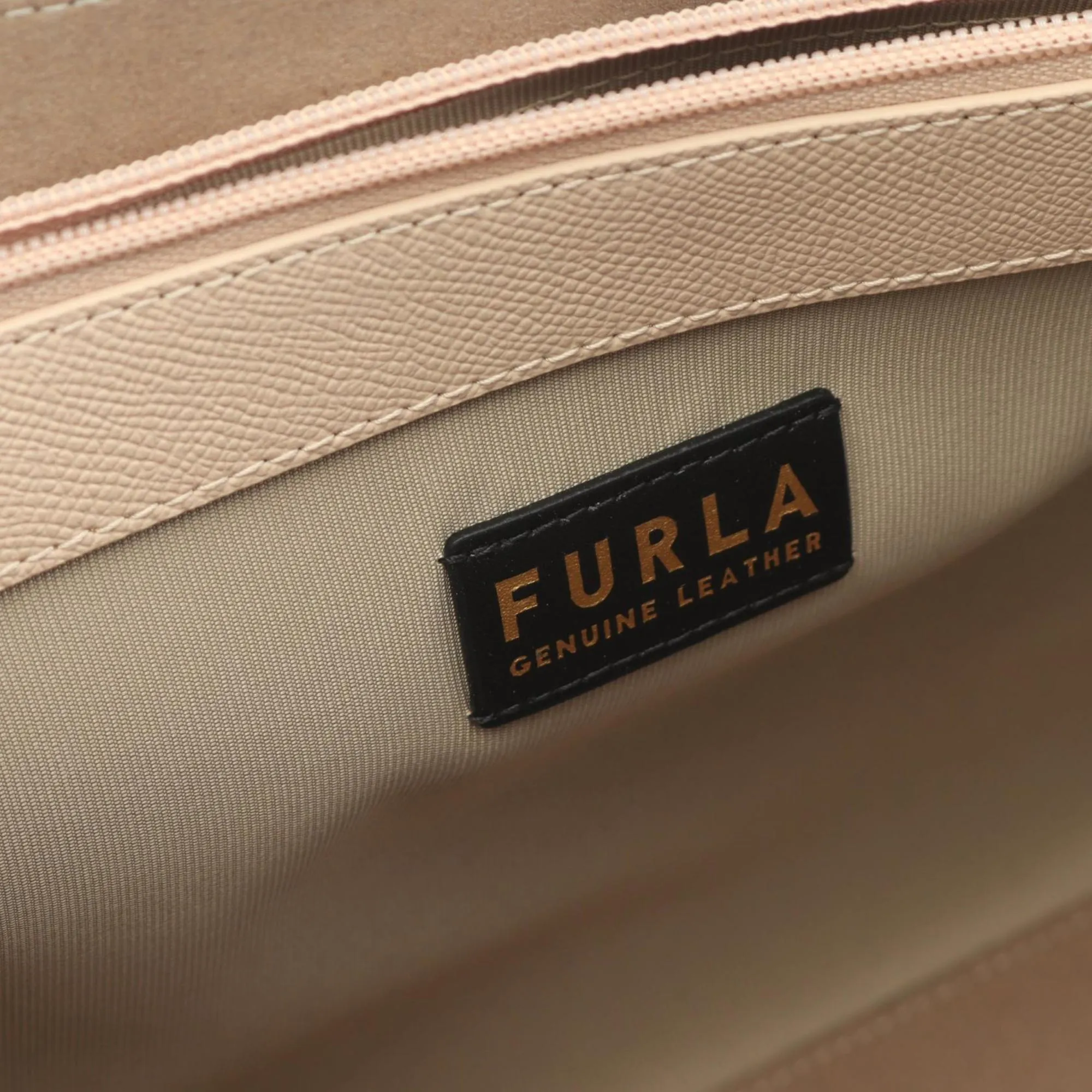 Furla Leather Tote Bag (Pre-Owned)