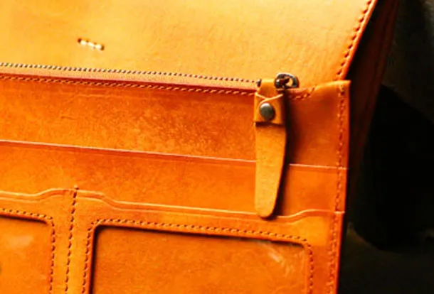 Genuine Leather Mens Cool Messenger Bag iPad Bag Chest Bag Bike Bag Cycling Evelope Cluth Bag For Men