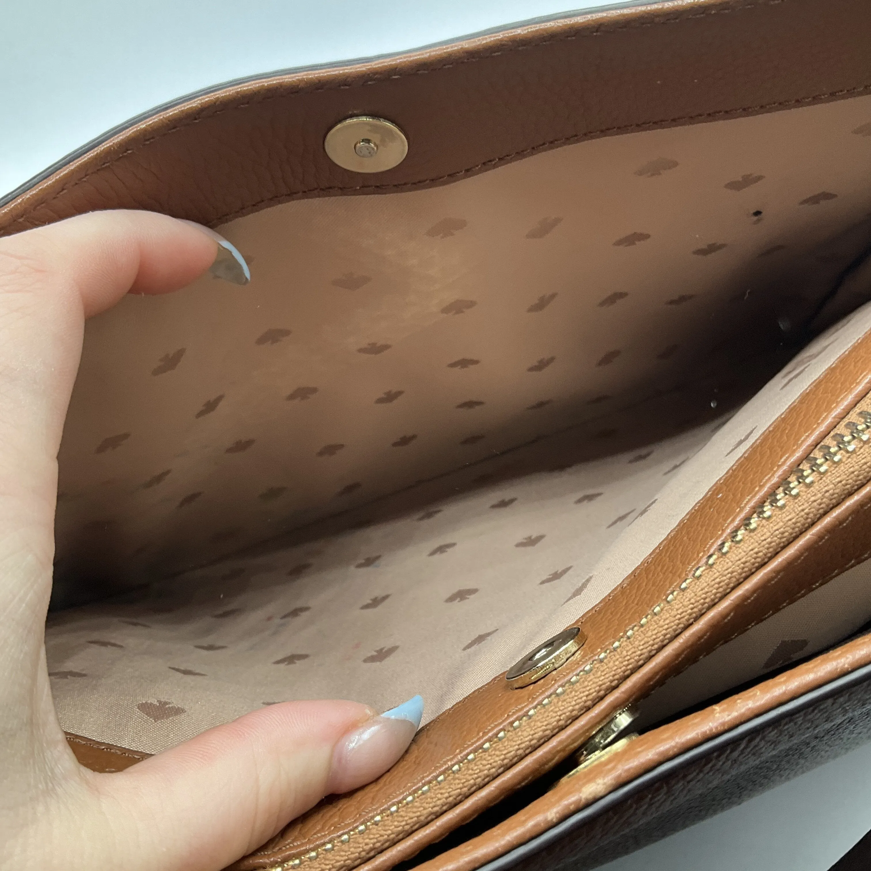 Handbag Designer By Kate Spade  Size: Medium