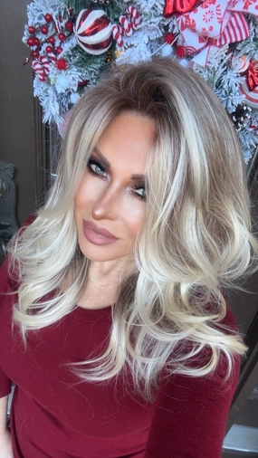 IMstyle Camelia New glueless T Part Synthetic lace wig Blonde with soft rooting shoulder Lenth-TK129-2465 (Shara)
