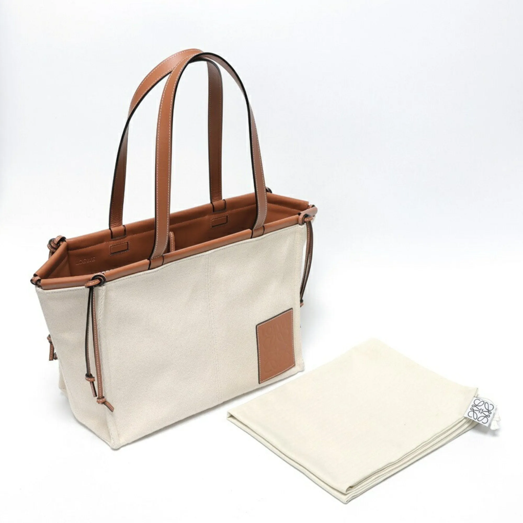 Loewe ivory Canvas Leather Tote Bag (Pre-Owned)