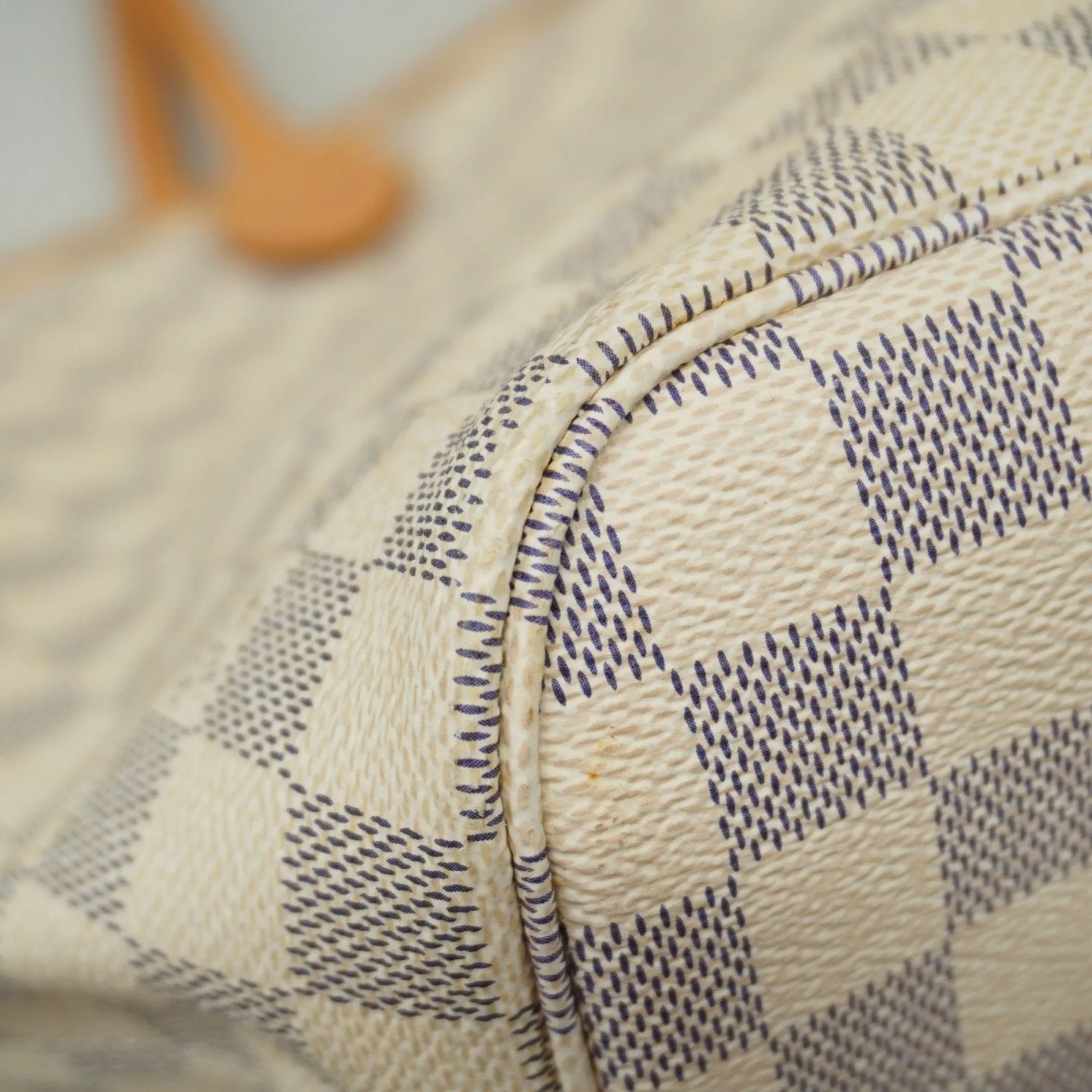 Louis Vuitton Rose Ballerine Tote Bag (Pre-Owned)