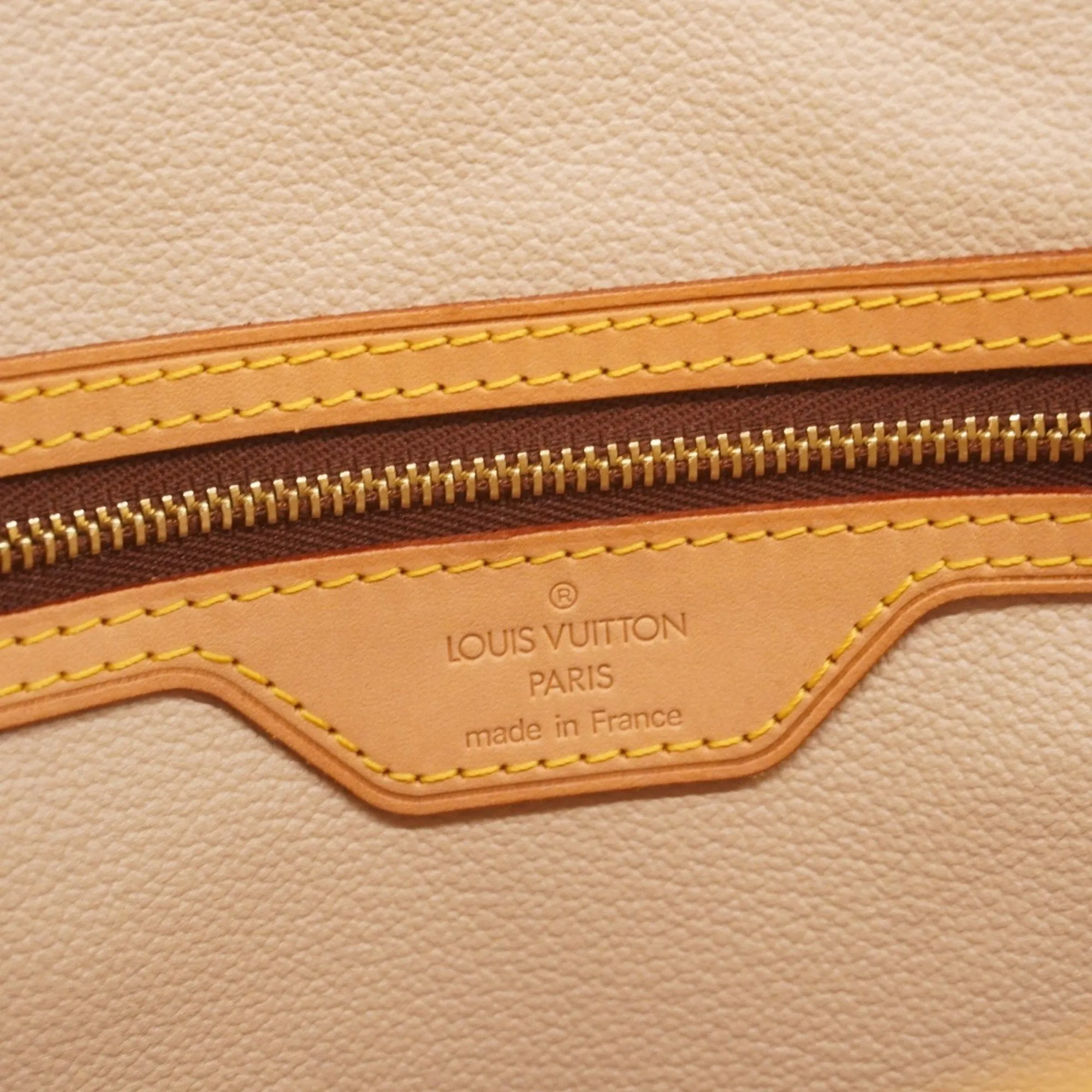 Louis Vuitton Tote Bag (Pre-Owned)