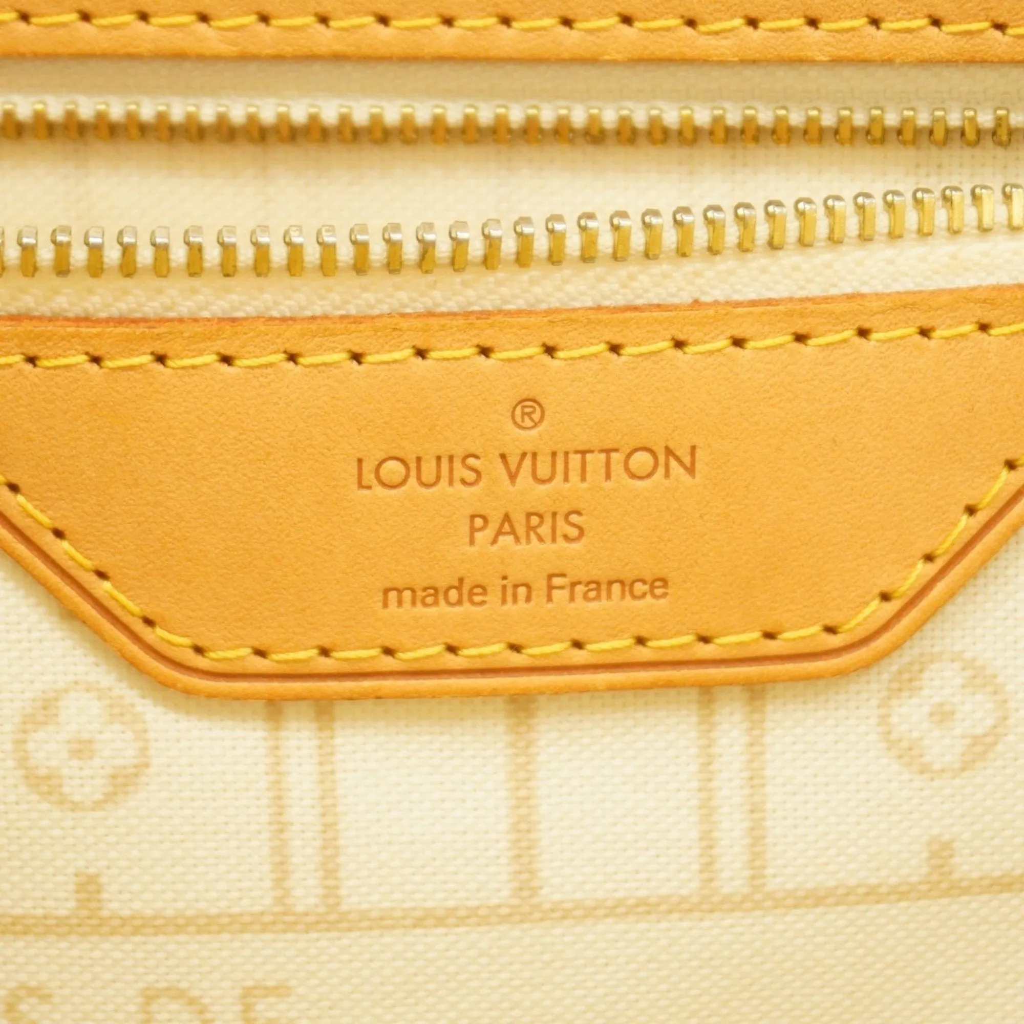 Louis Vuitton Tote Bag (Pre-Owned)