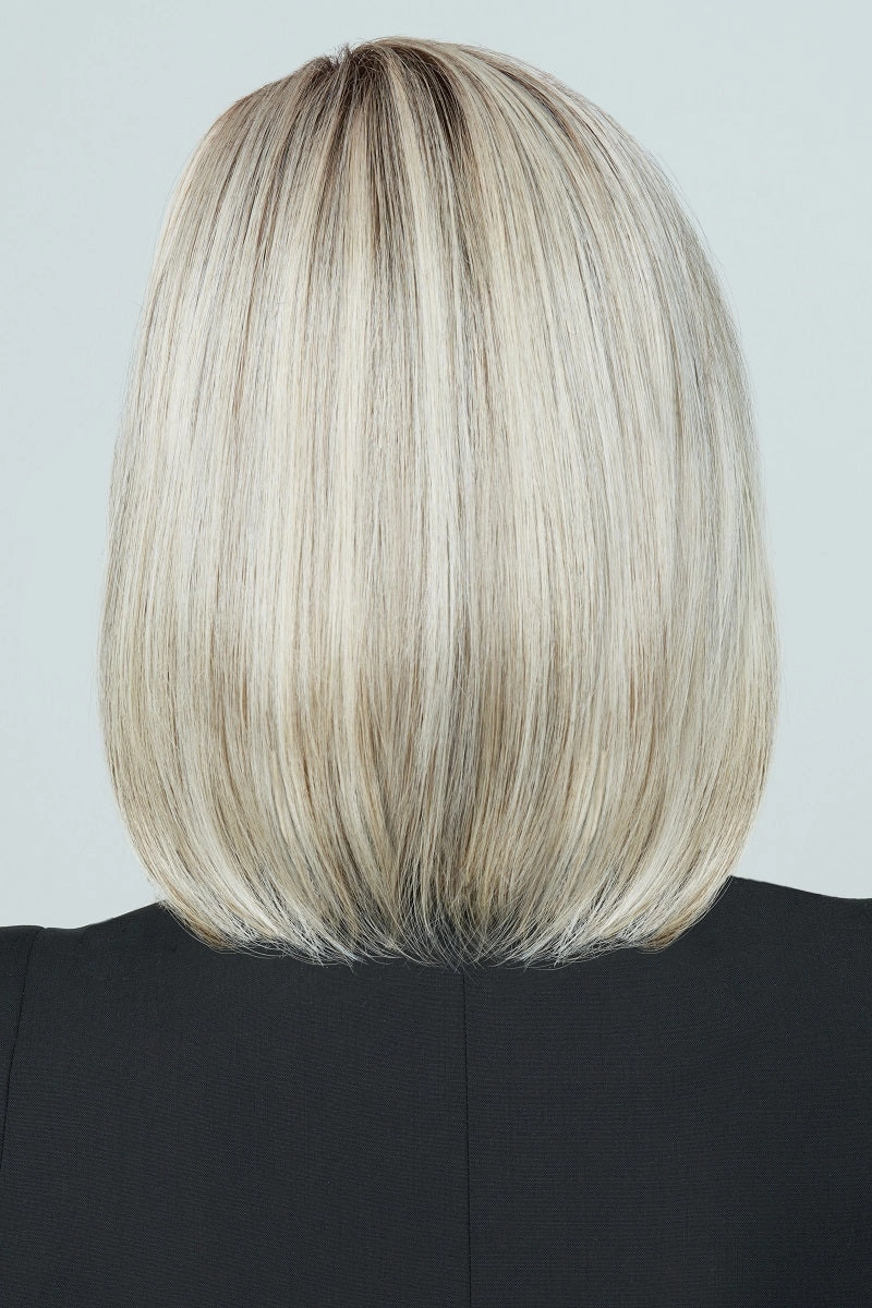 Raquel Welch Wigs - Portrait Mode