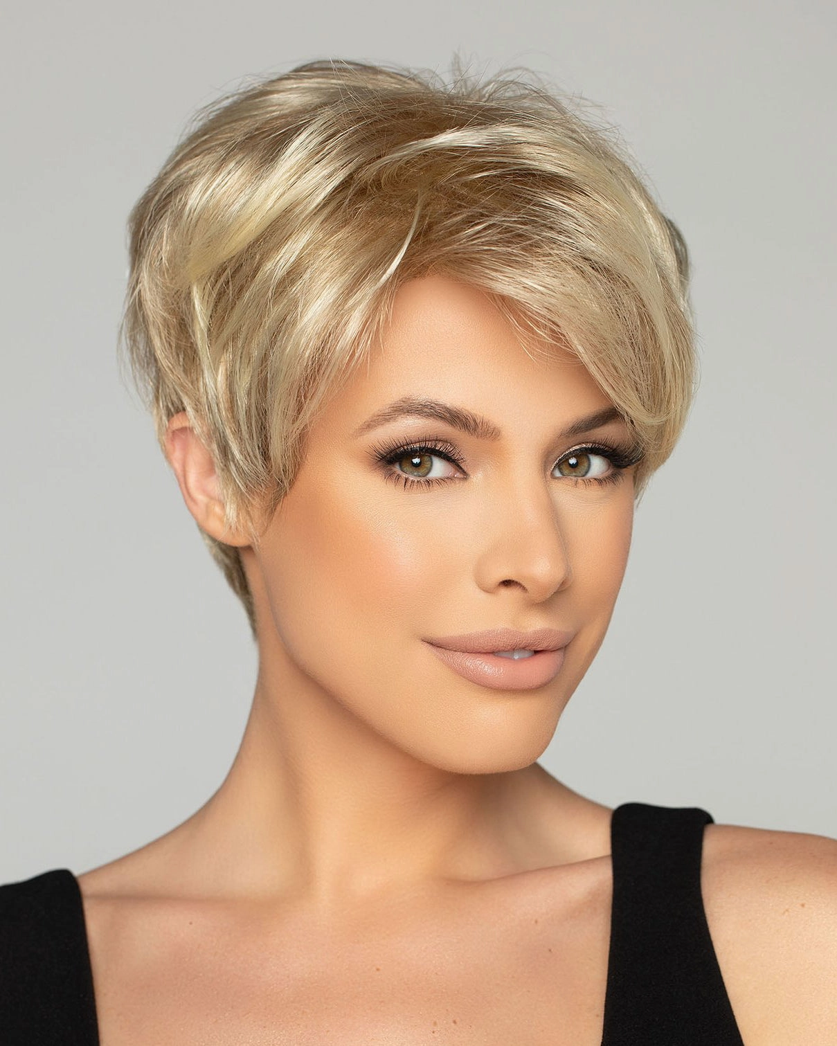 Robin Wig by WigPro | Synthetic Hair | Average Cap