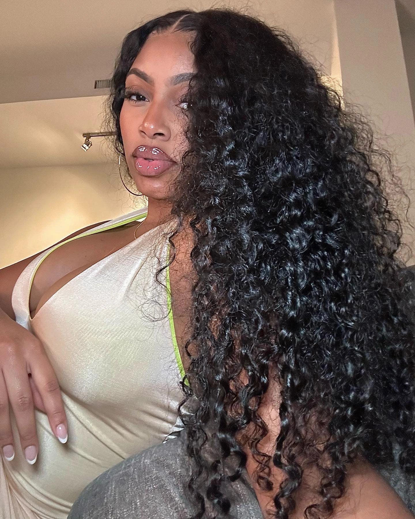 Skin Melt Lace   Delicate Hairline Frontal Wig Burmese Curls