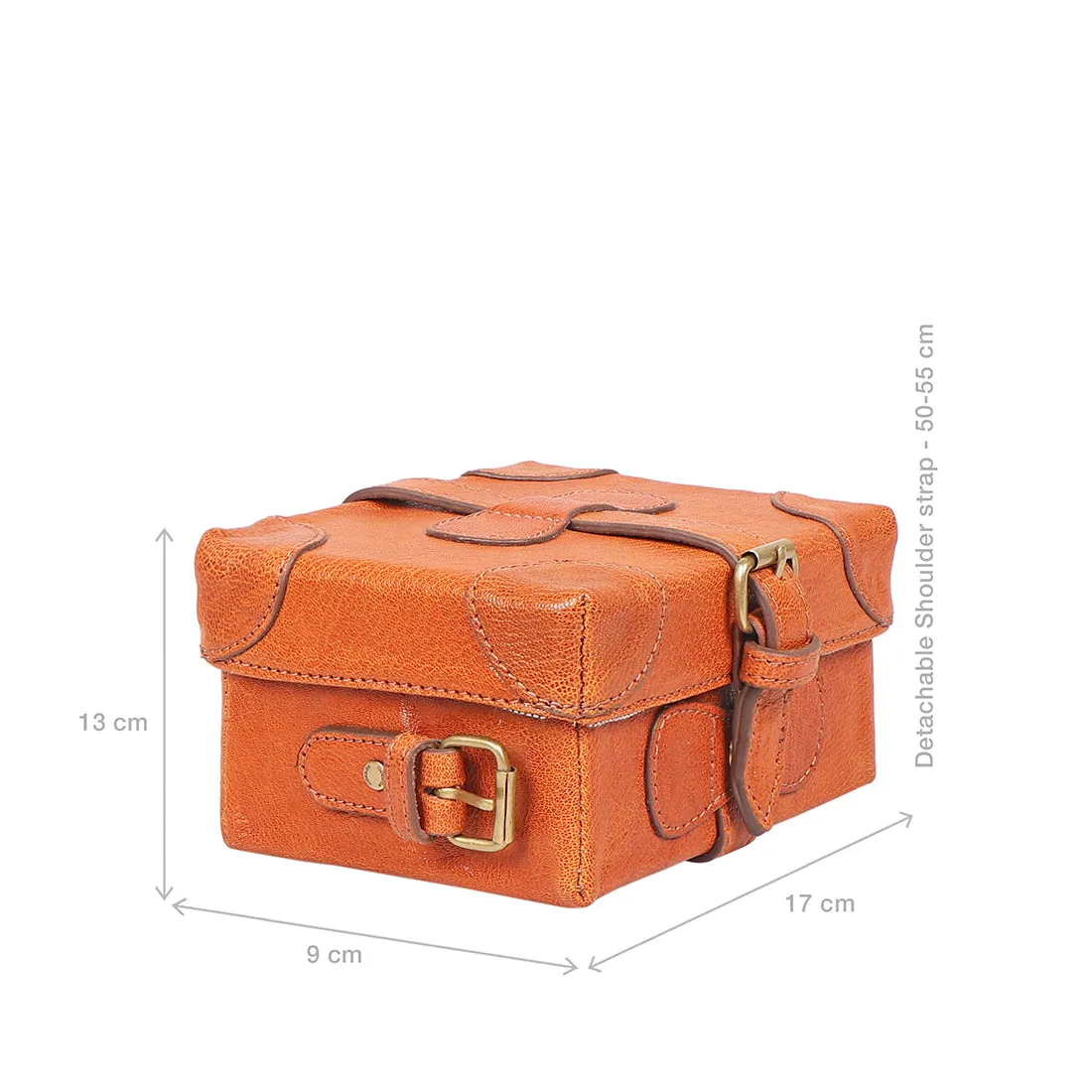 SMALL BOXY SLING BAG