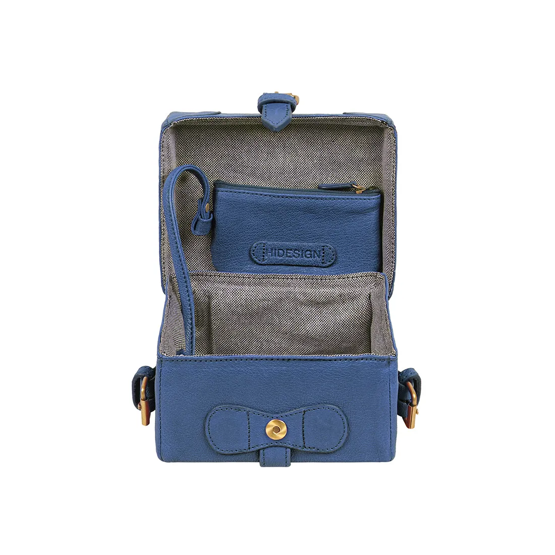 SMALL BOXY SLING BAG