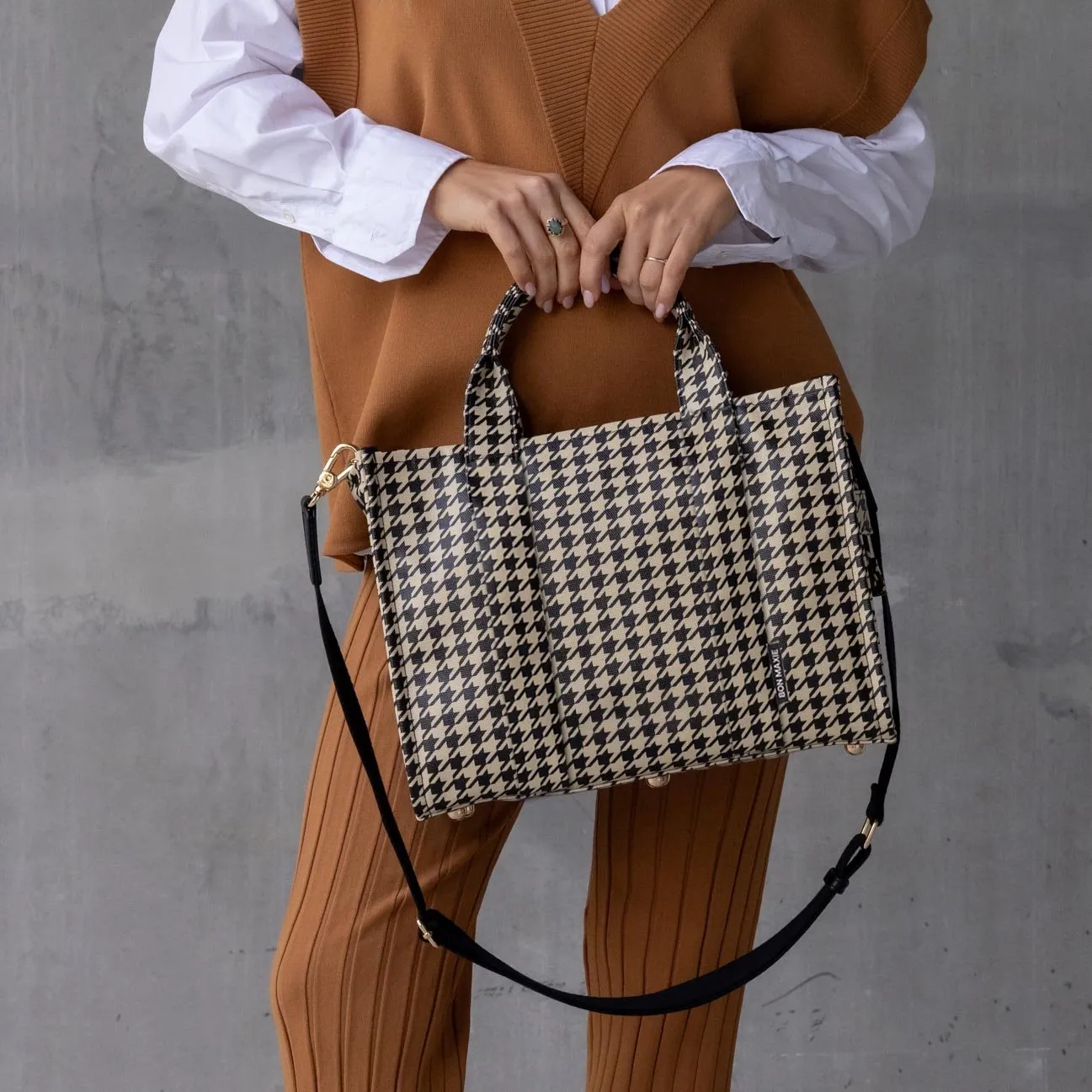 Small Structured Tote Bag -- Black Houndstooth