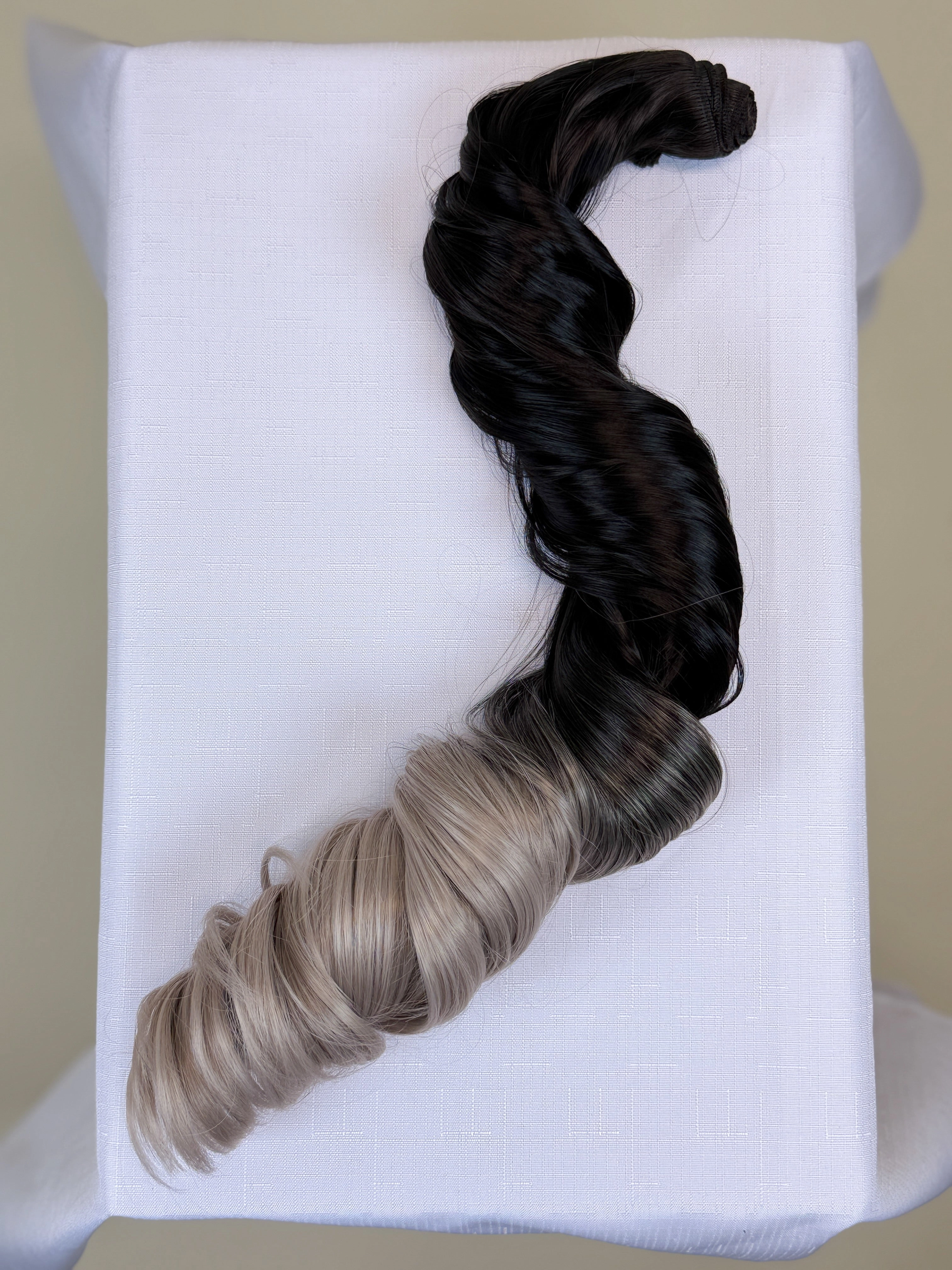Sorrengail Silver - Wefts
